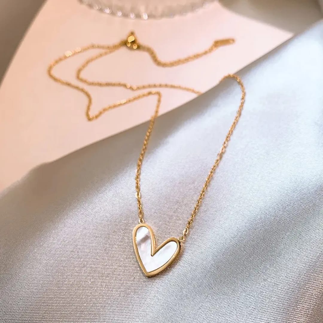 Pearl Heart Pendant Necklace