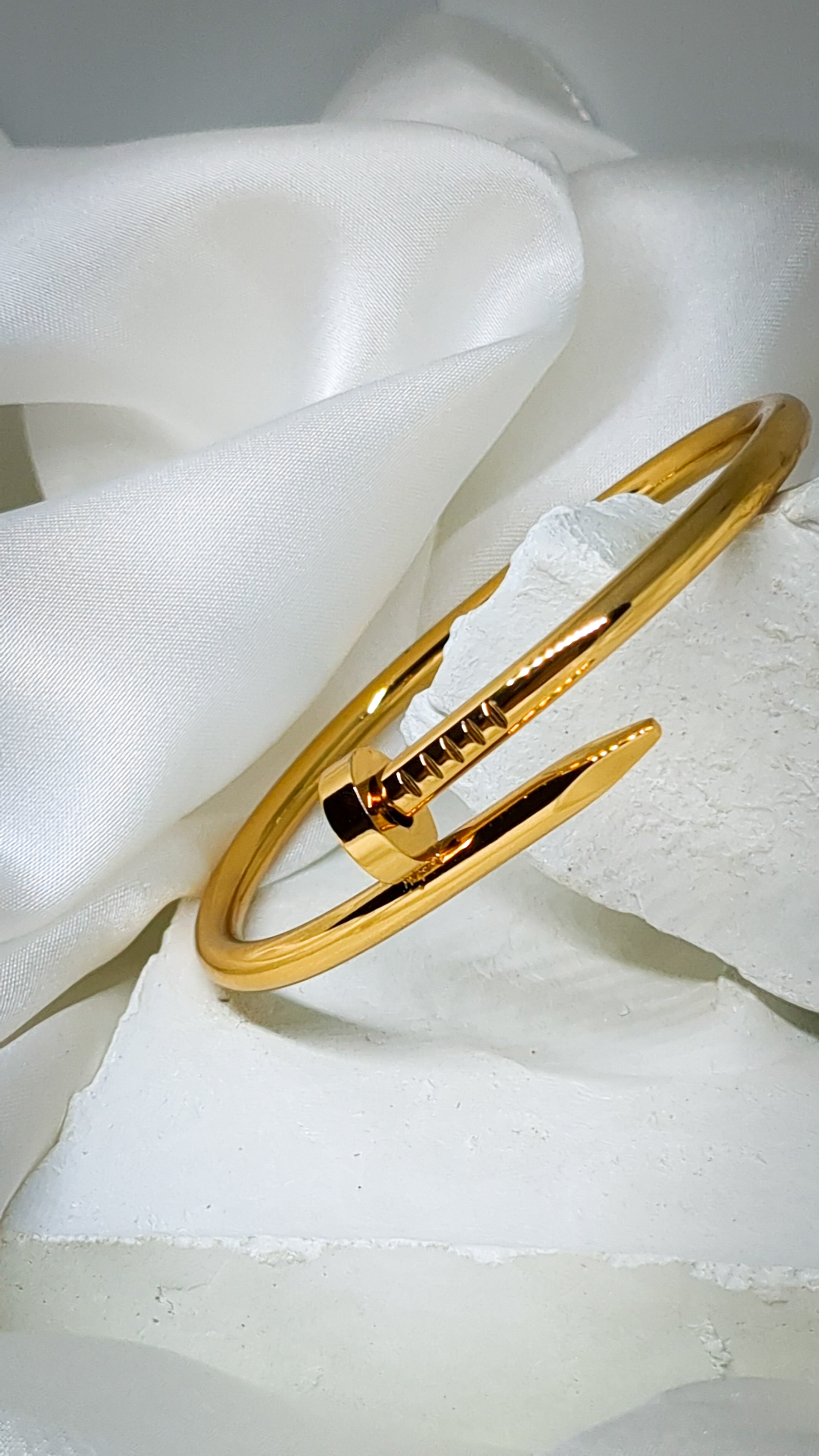 Juste un Clou bracelet