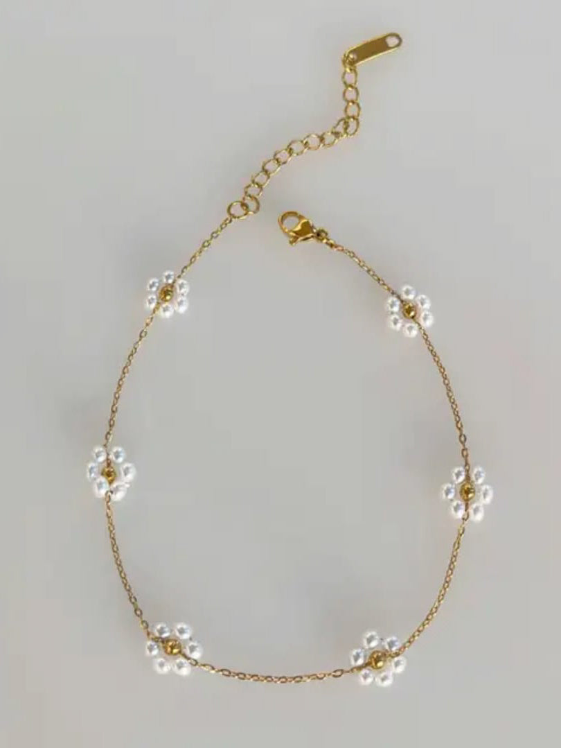 Daisy Pearl Flower Bracelet