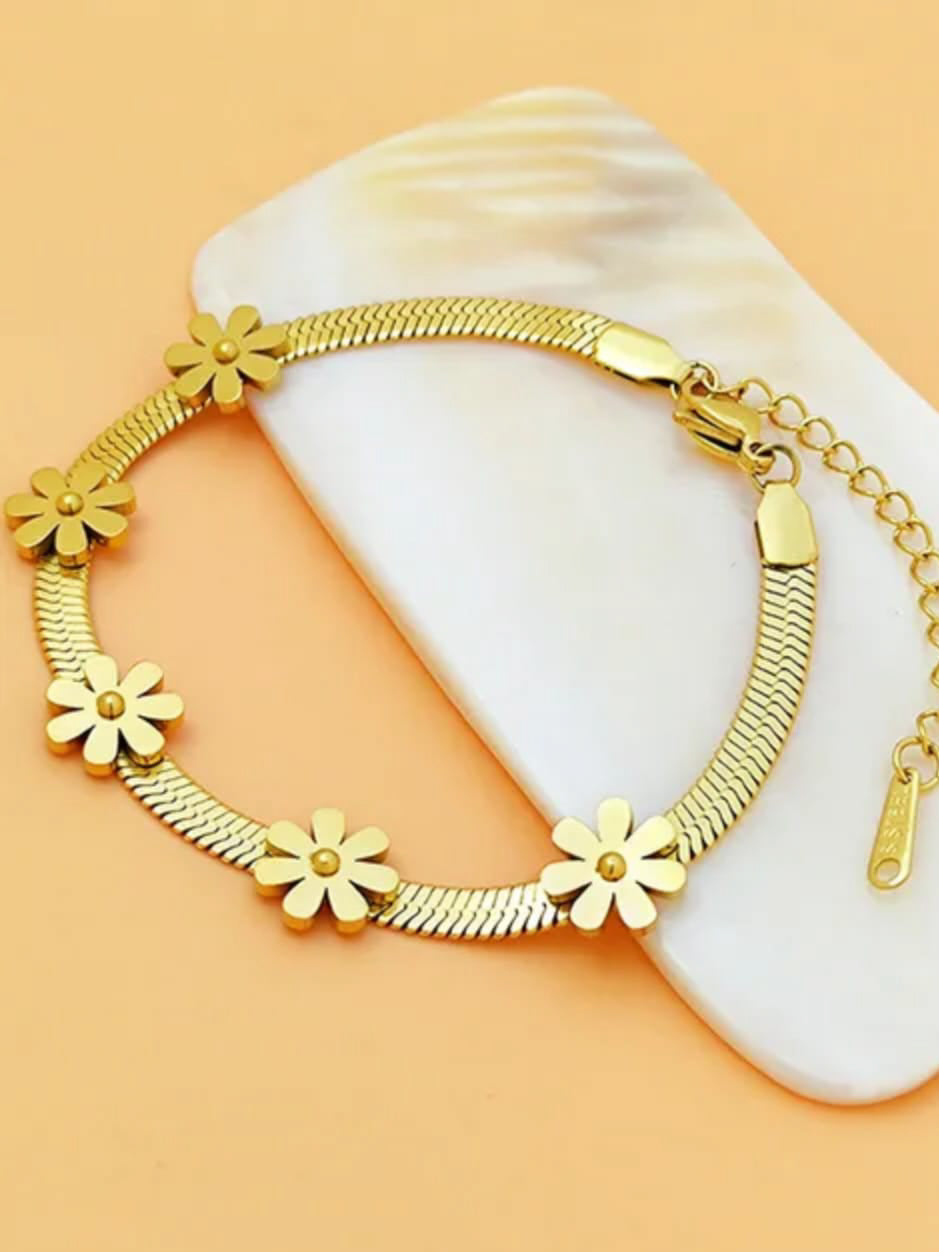 Flower Charm Bracelet