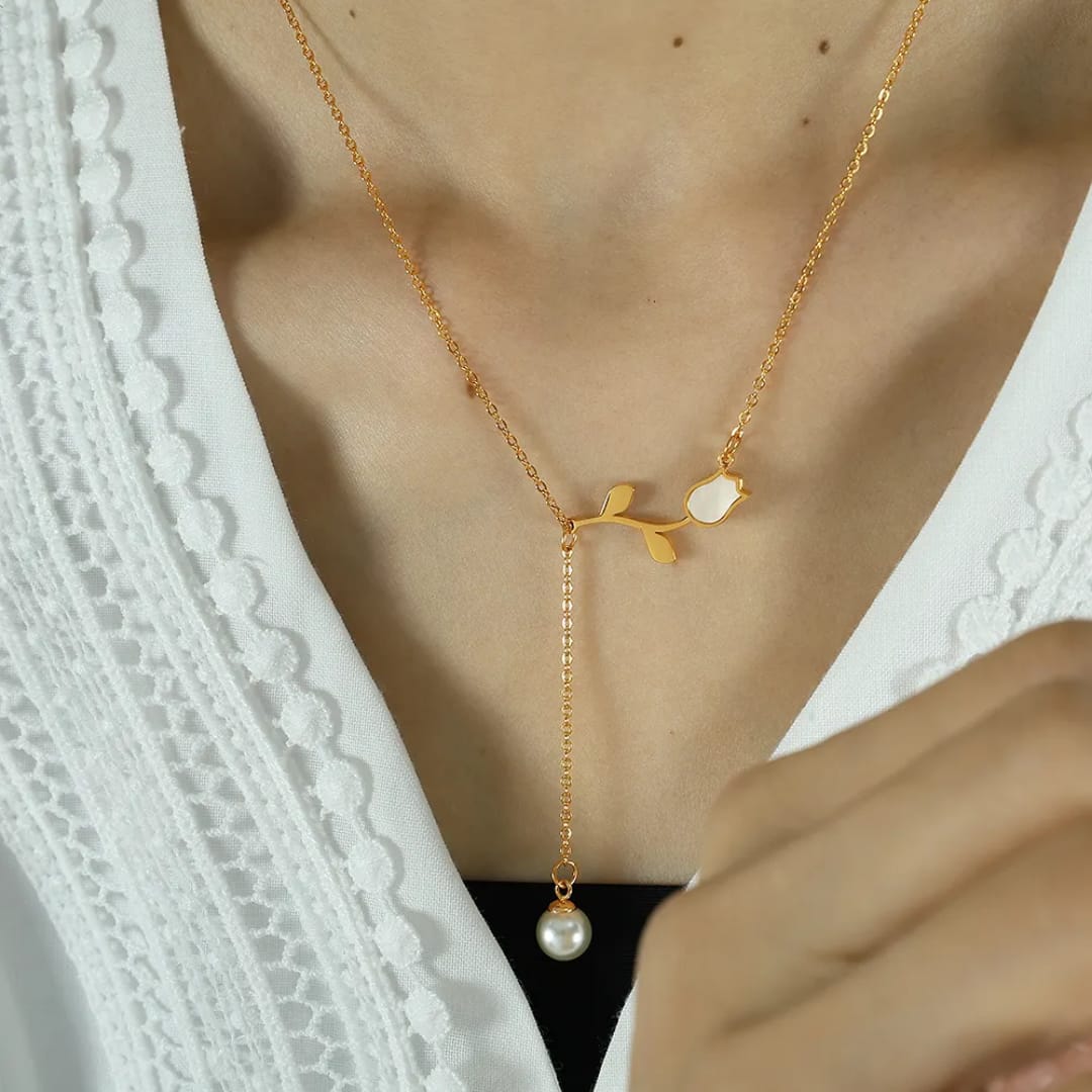 Golden Leaf Pearl Drop Necklace