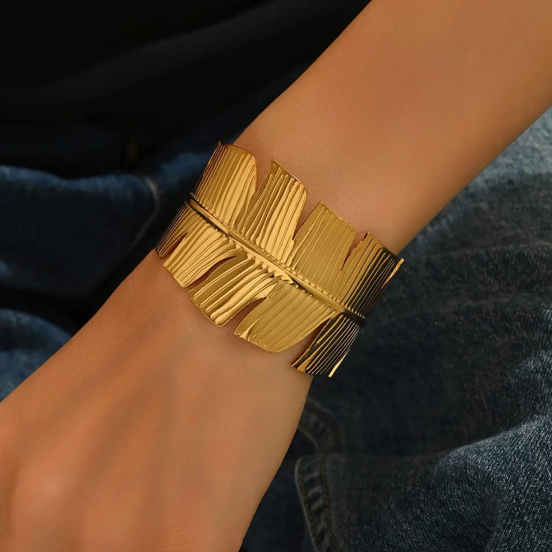 Leaf Pattern Gold Cuff Bracelet