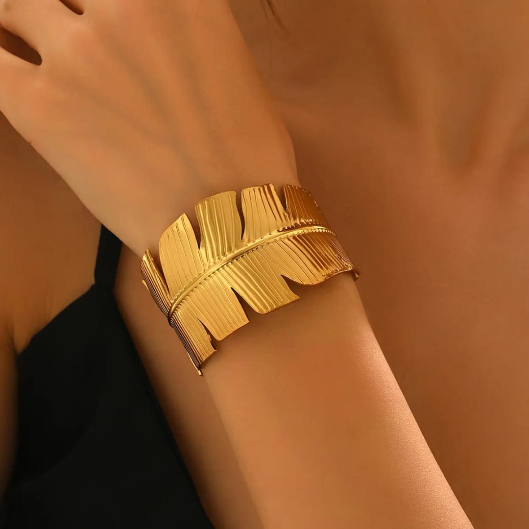 Leaf Pattern Gold Cuff Bracelet