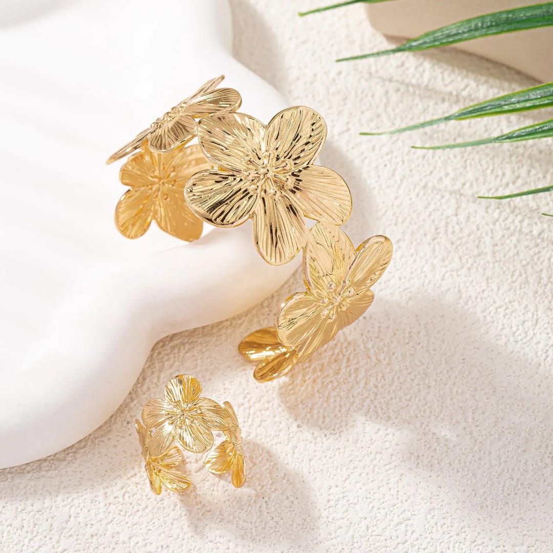 Golden Bloom Cuff Set