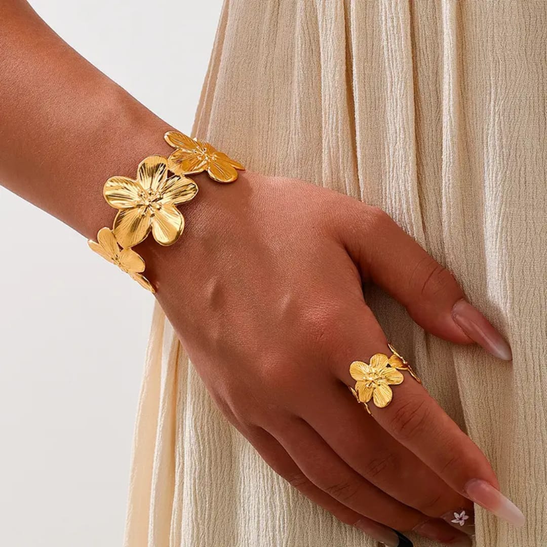 Golden Bloom Cuff Set
