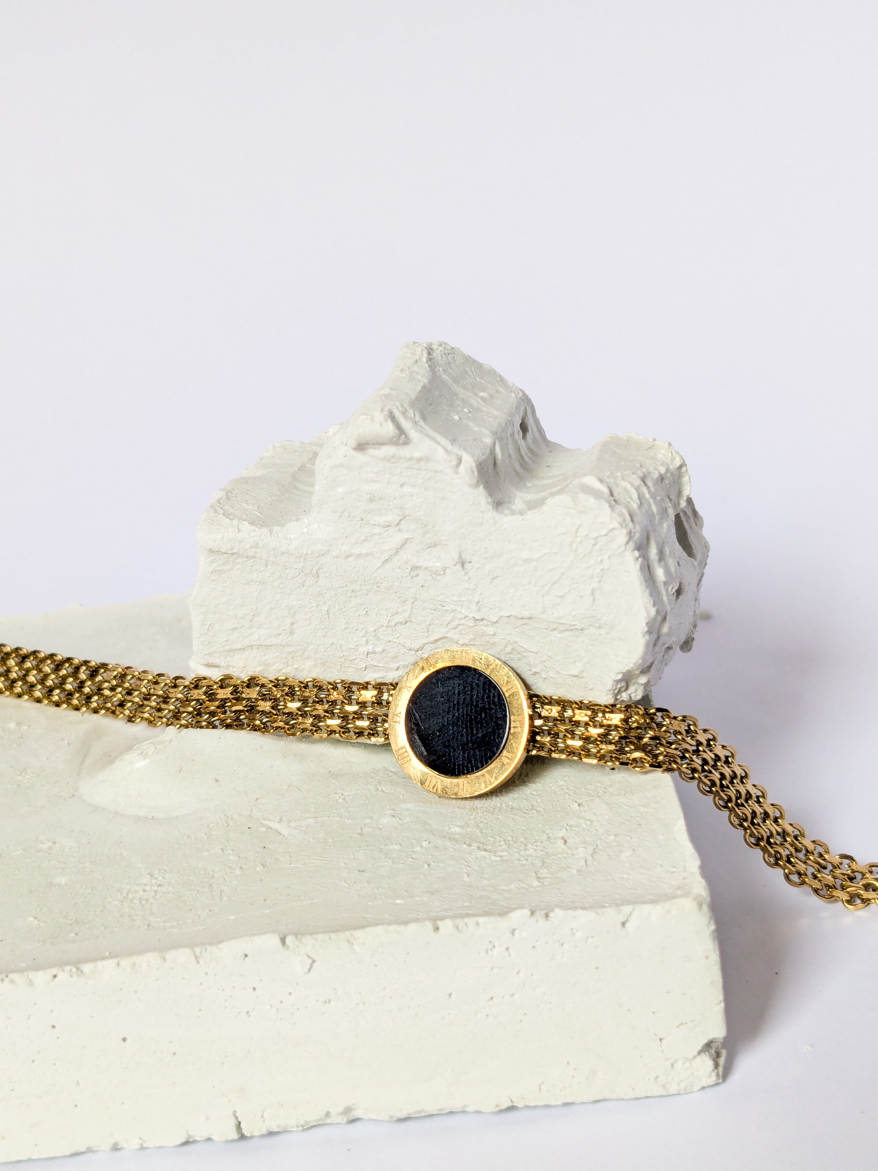 Noir Luxe Chain Bracelet