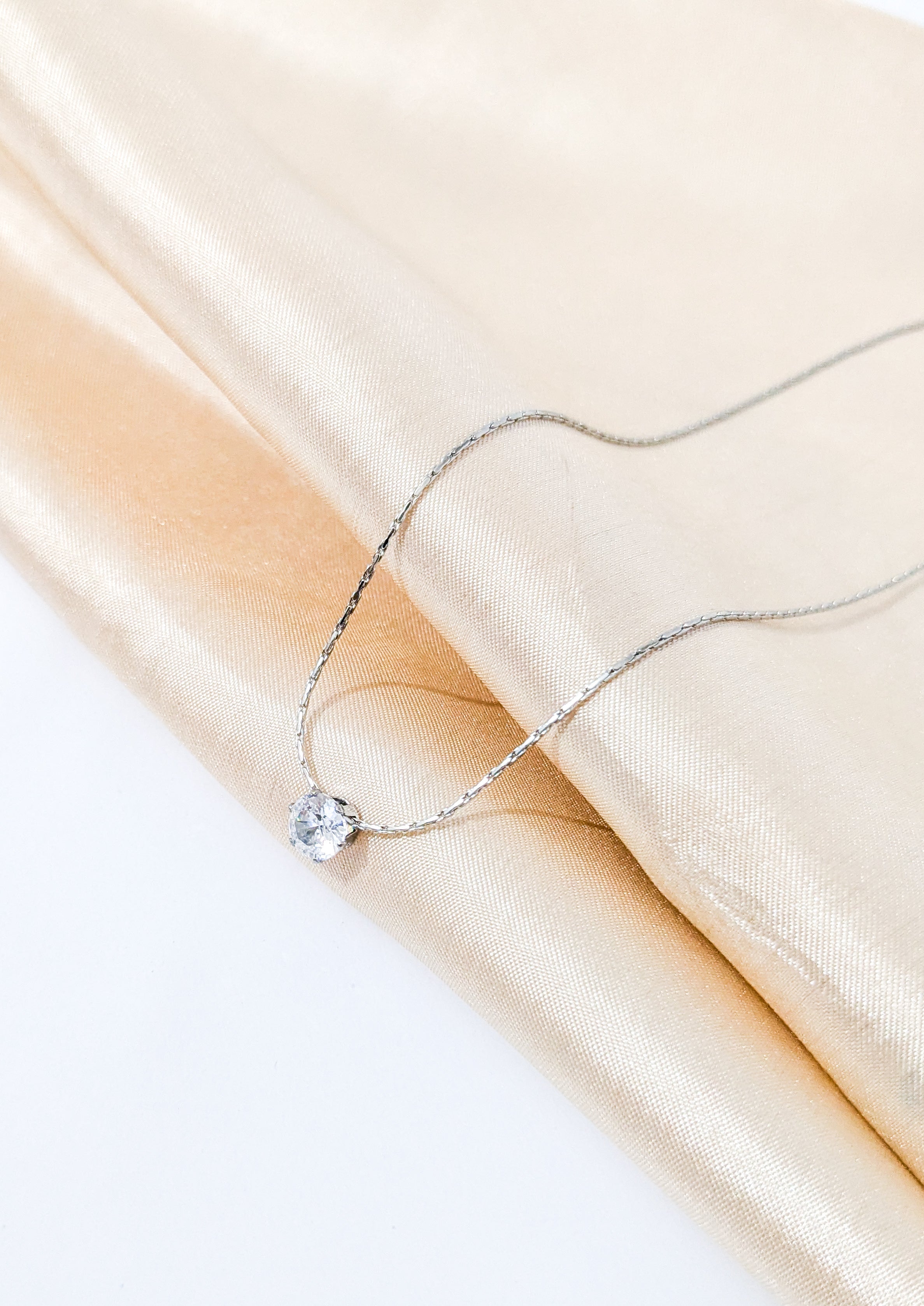 Solitaire Pendant Necklace