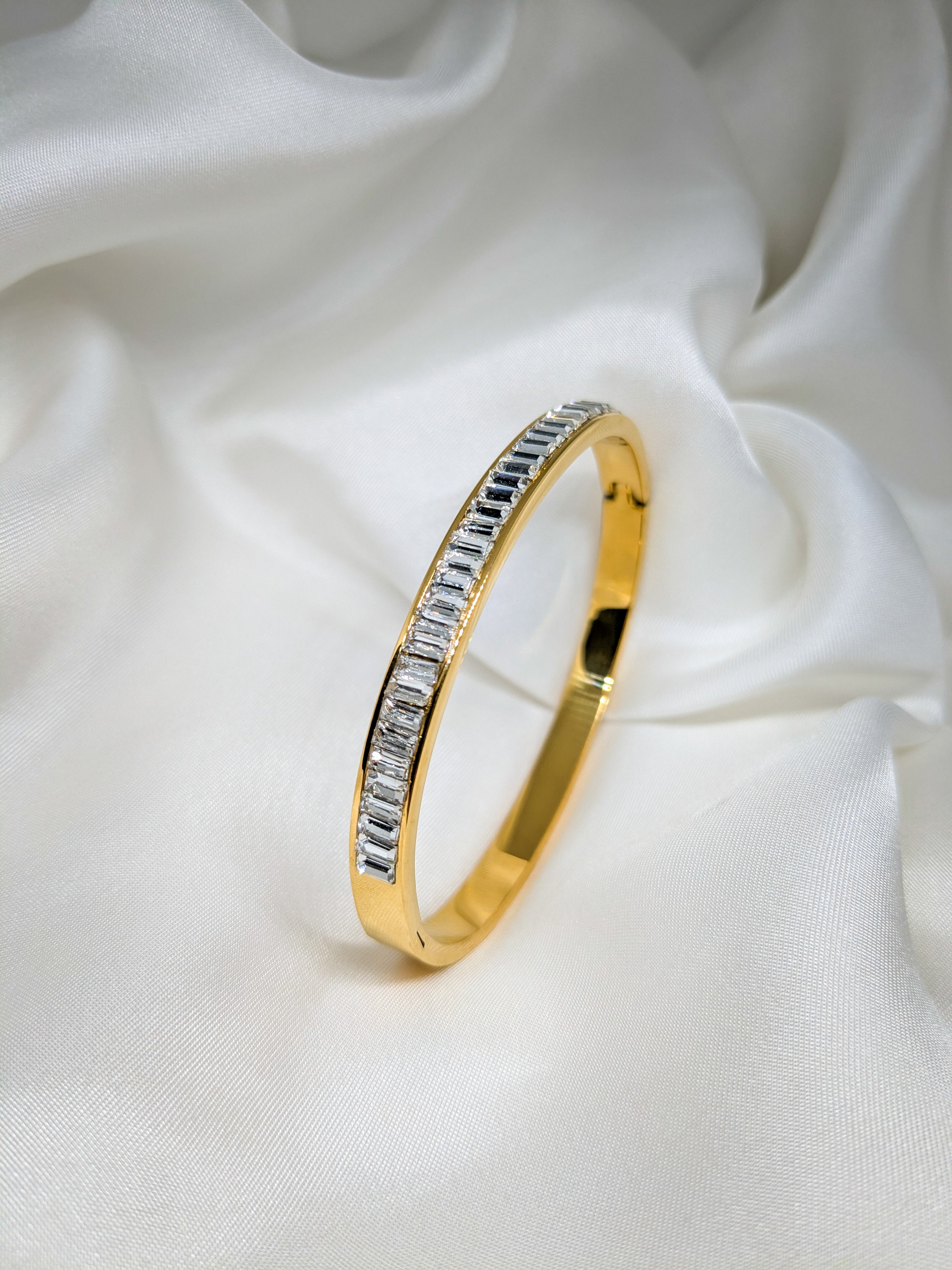 Radiant Elegance Bangle