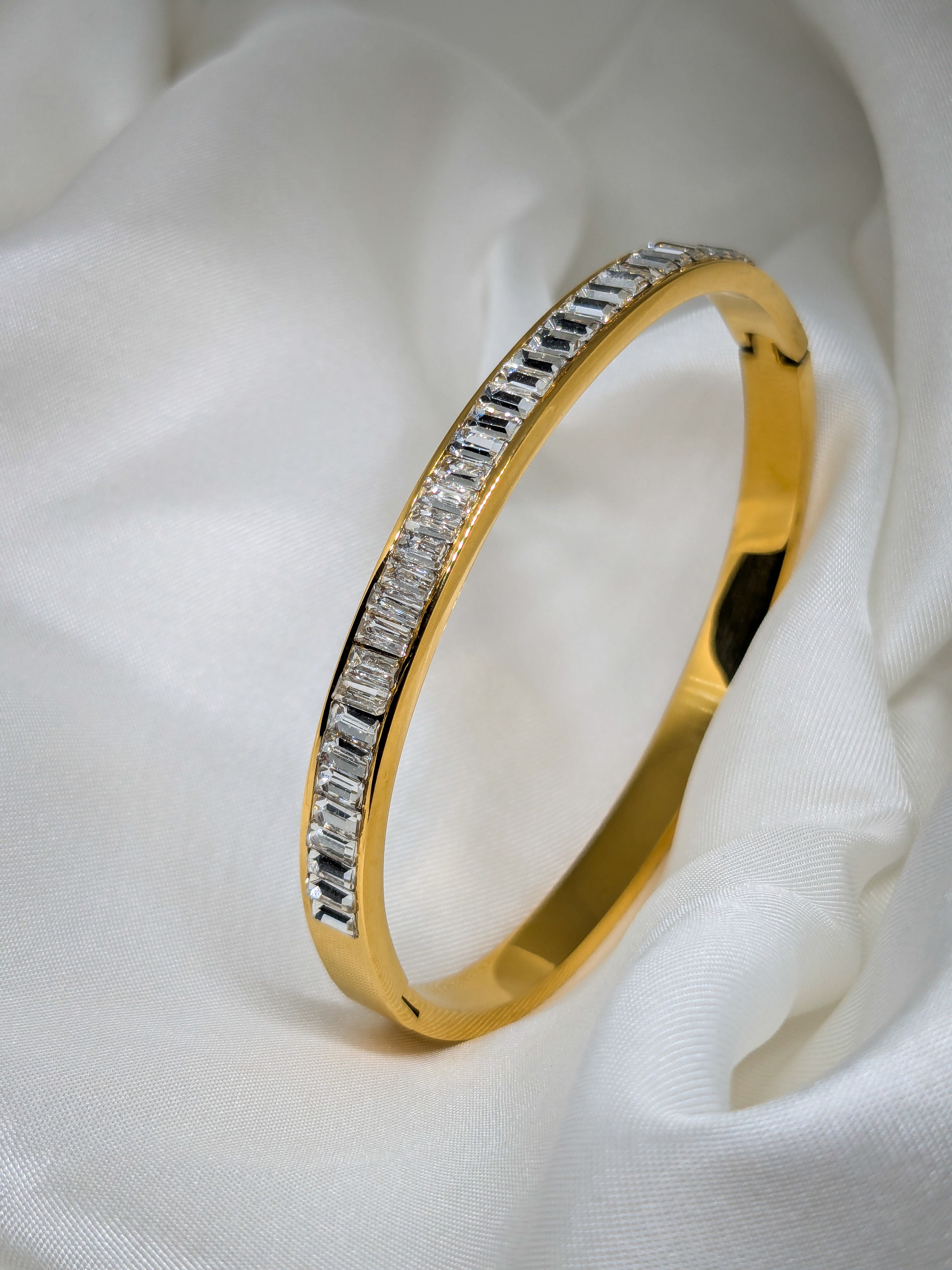 Radiant Elegance Bangle
