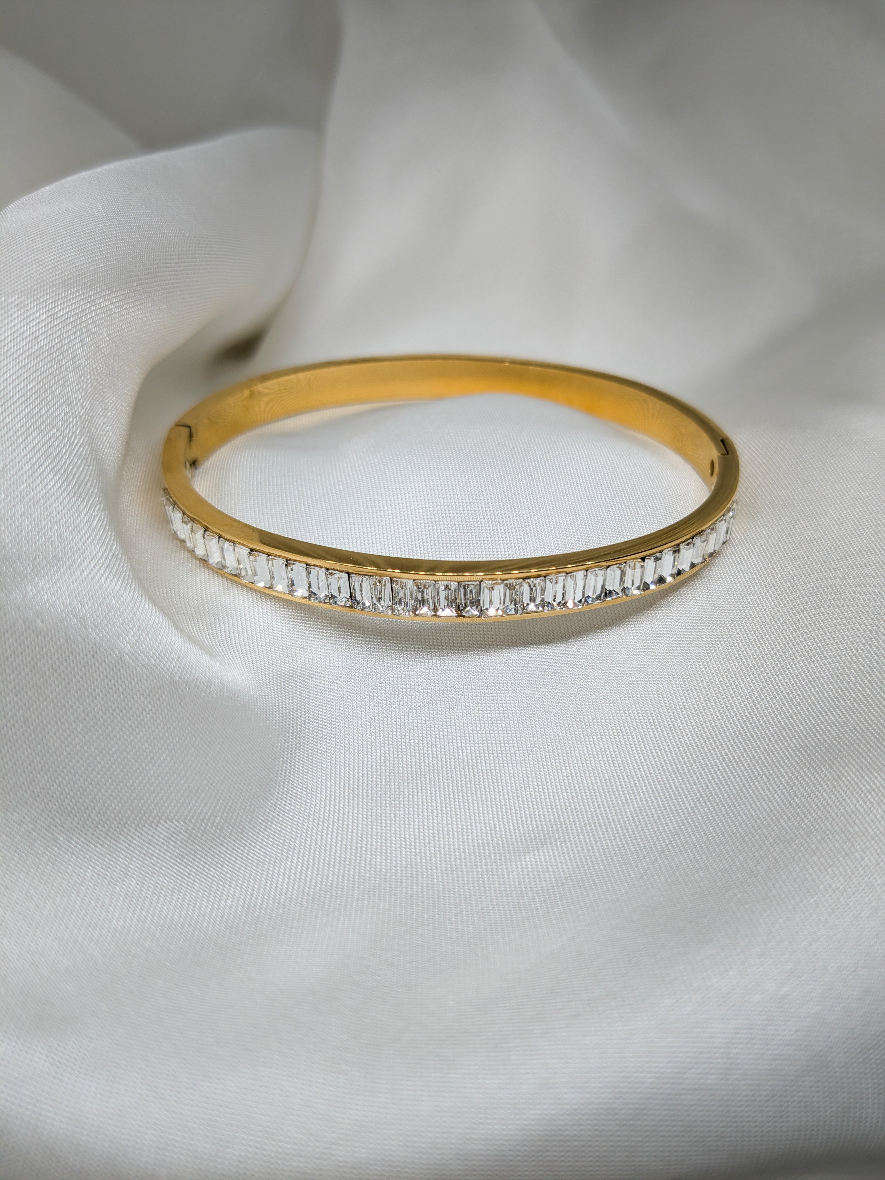 Radiant Elegance Bangle