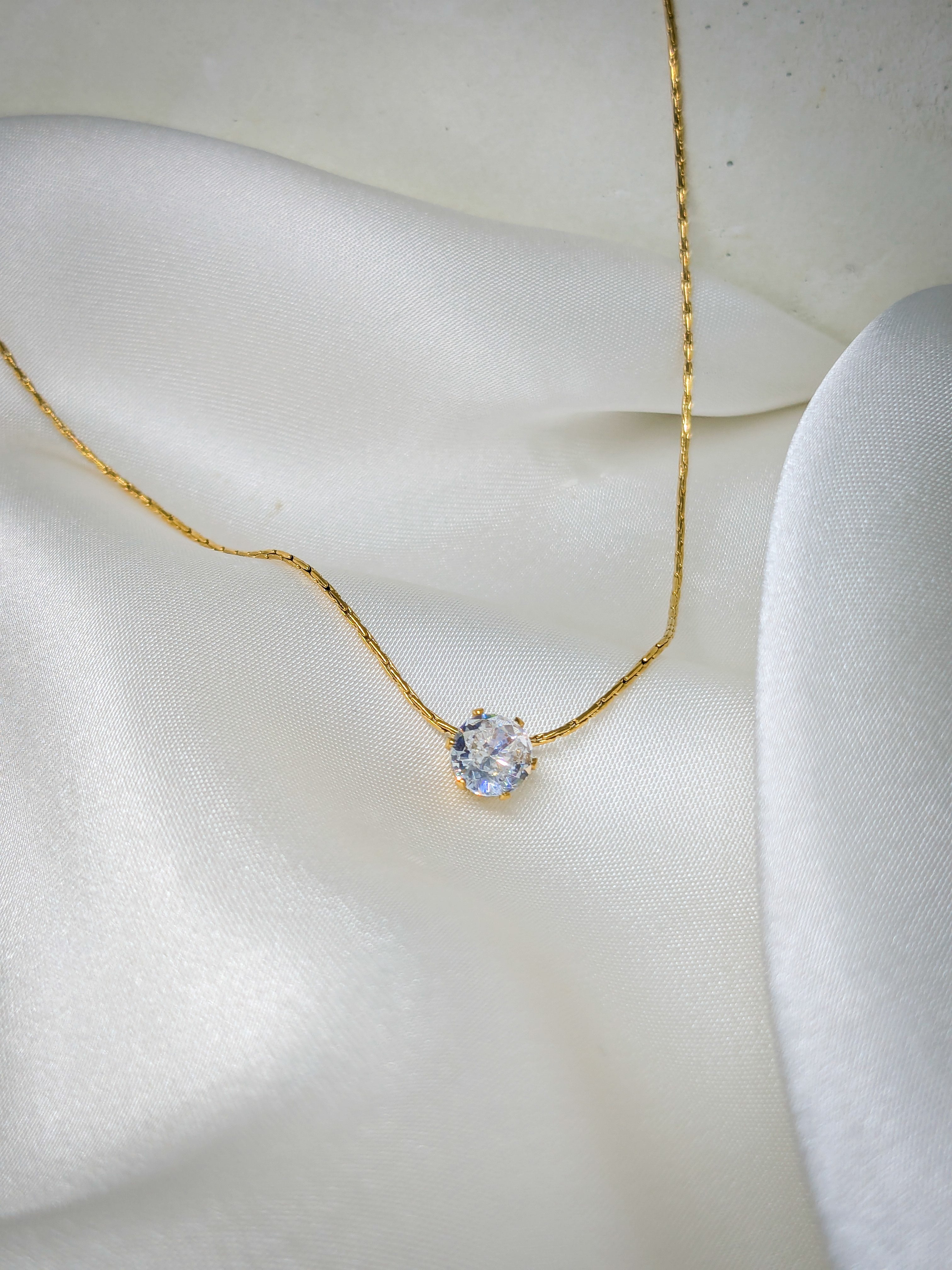 Solitaire Gold Pendant Necklace