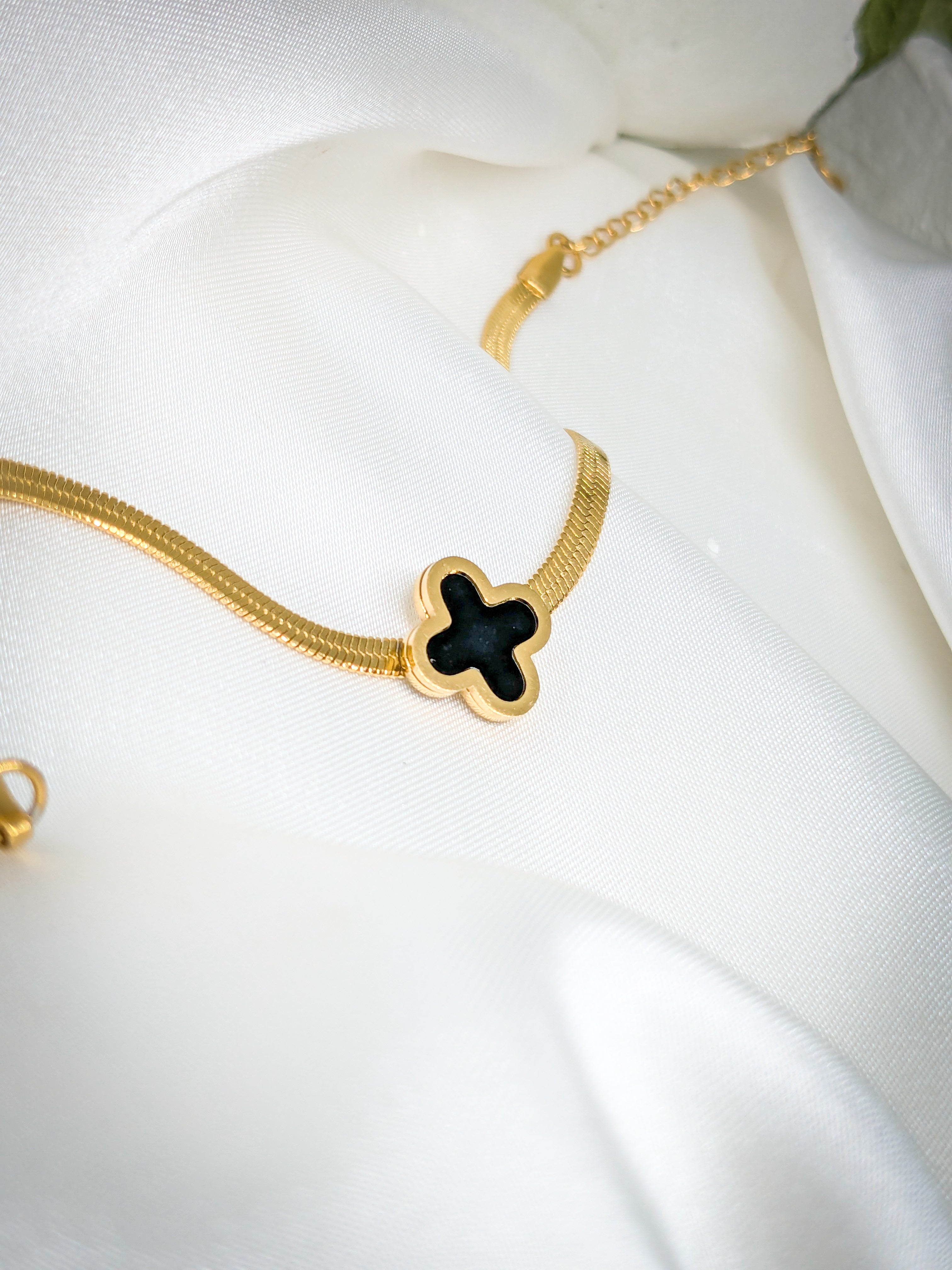 Black Clover Elegance Bracelet