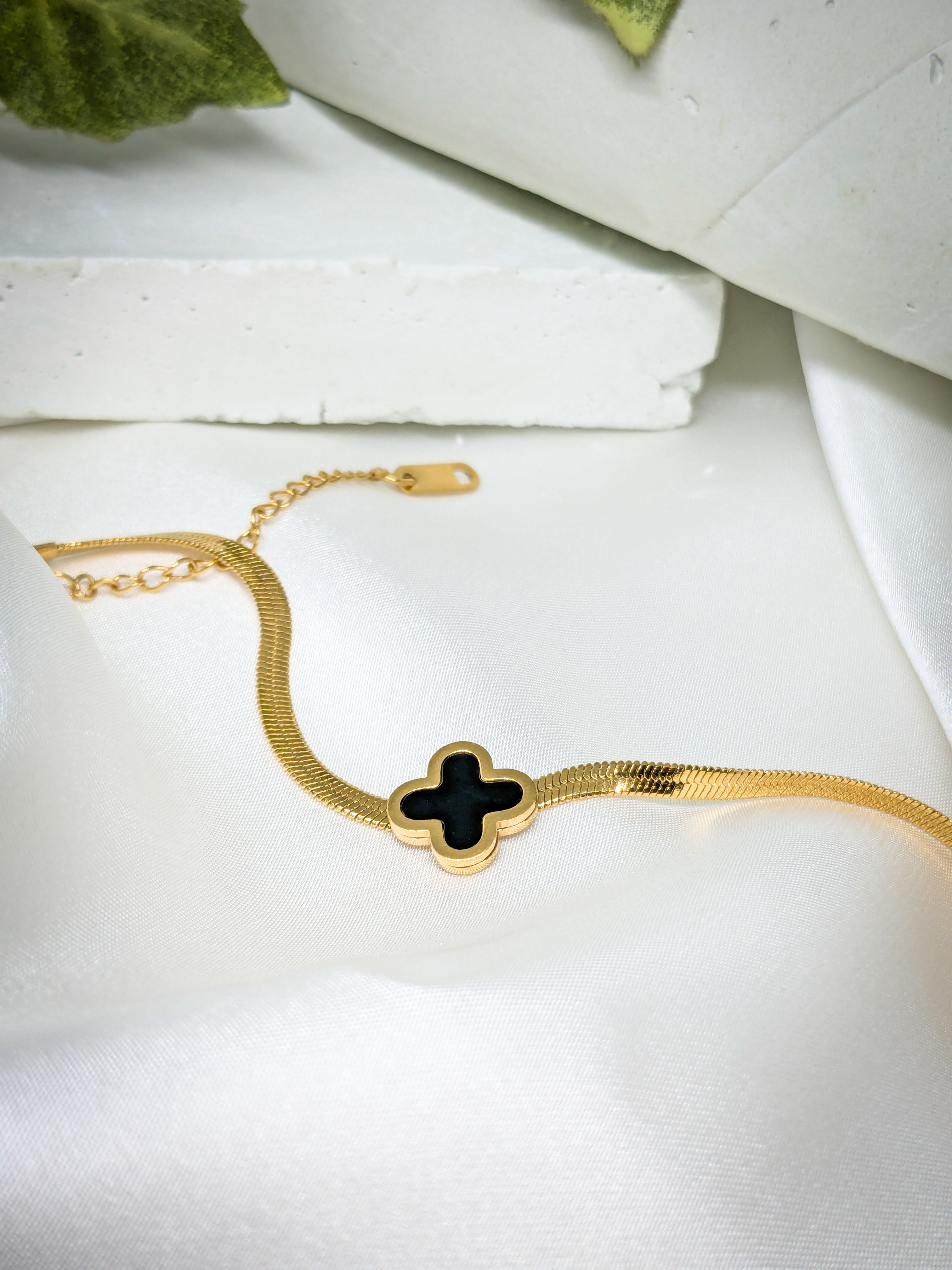 Black Clover Elegance Bracelet