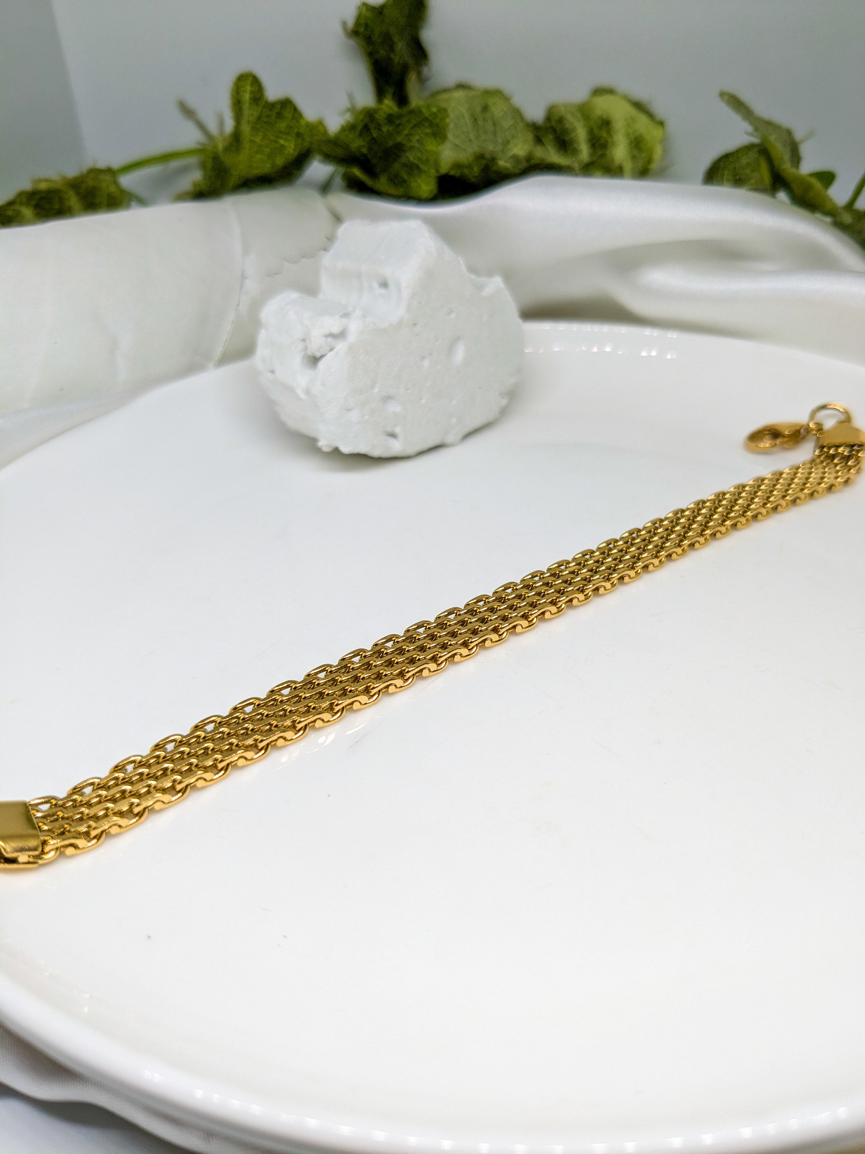 Royal Weave Chain Bracelet