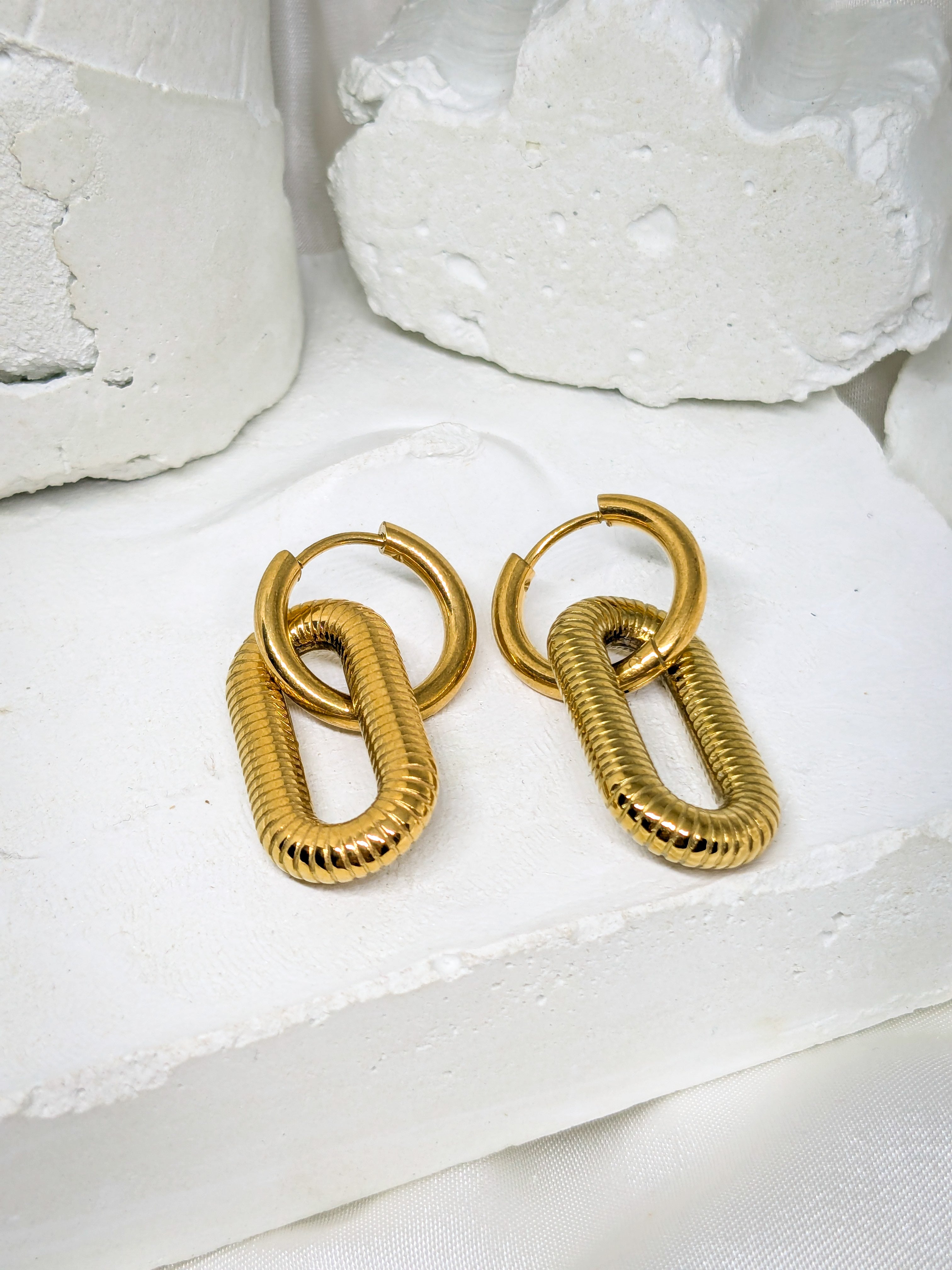 Ribbed Link Hoop Earrings