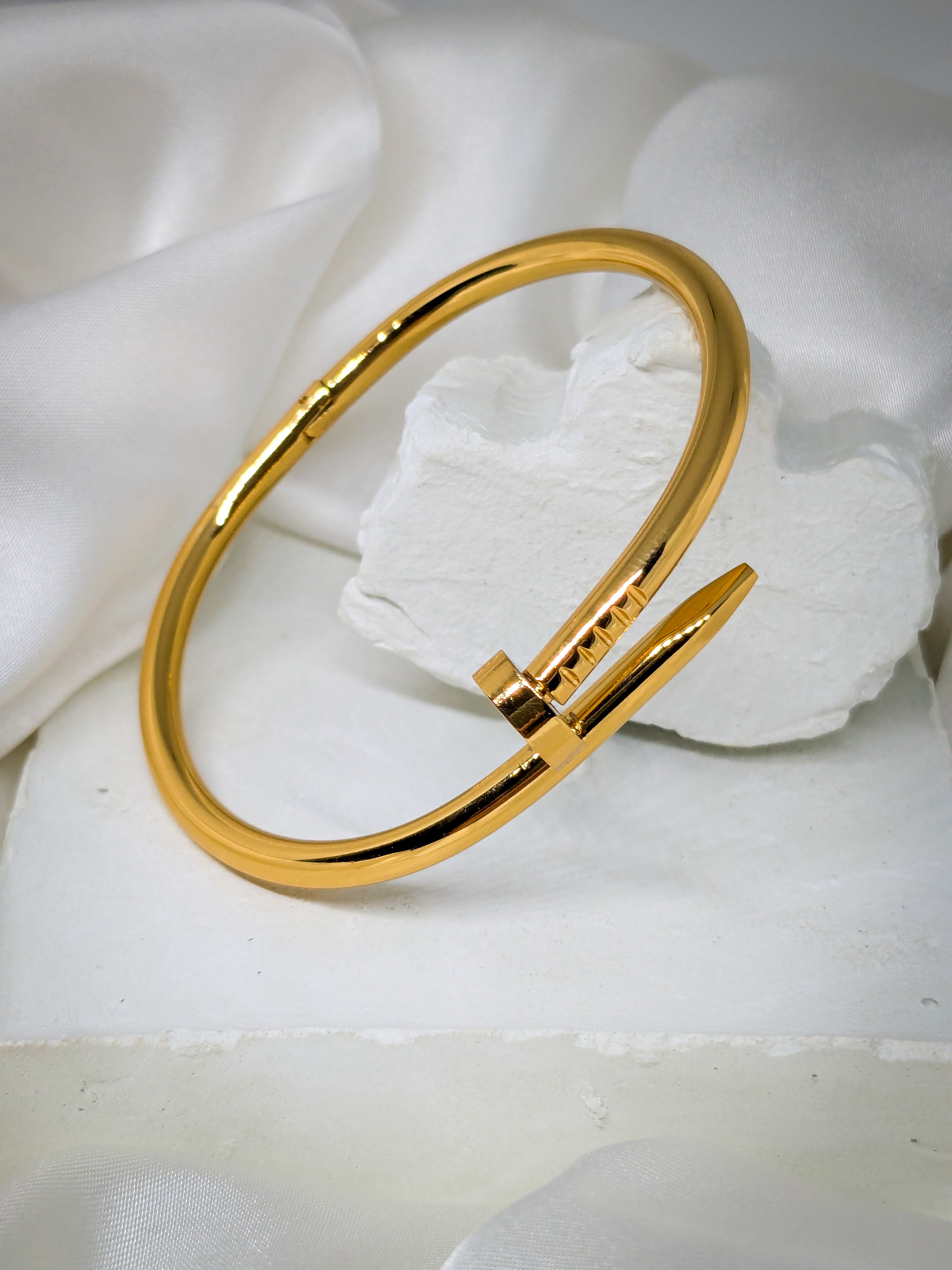 Juste un Clou bracelet