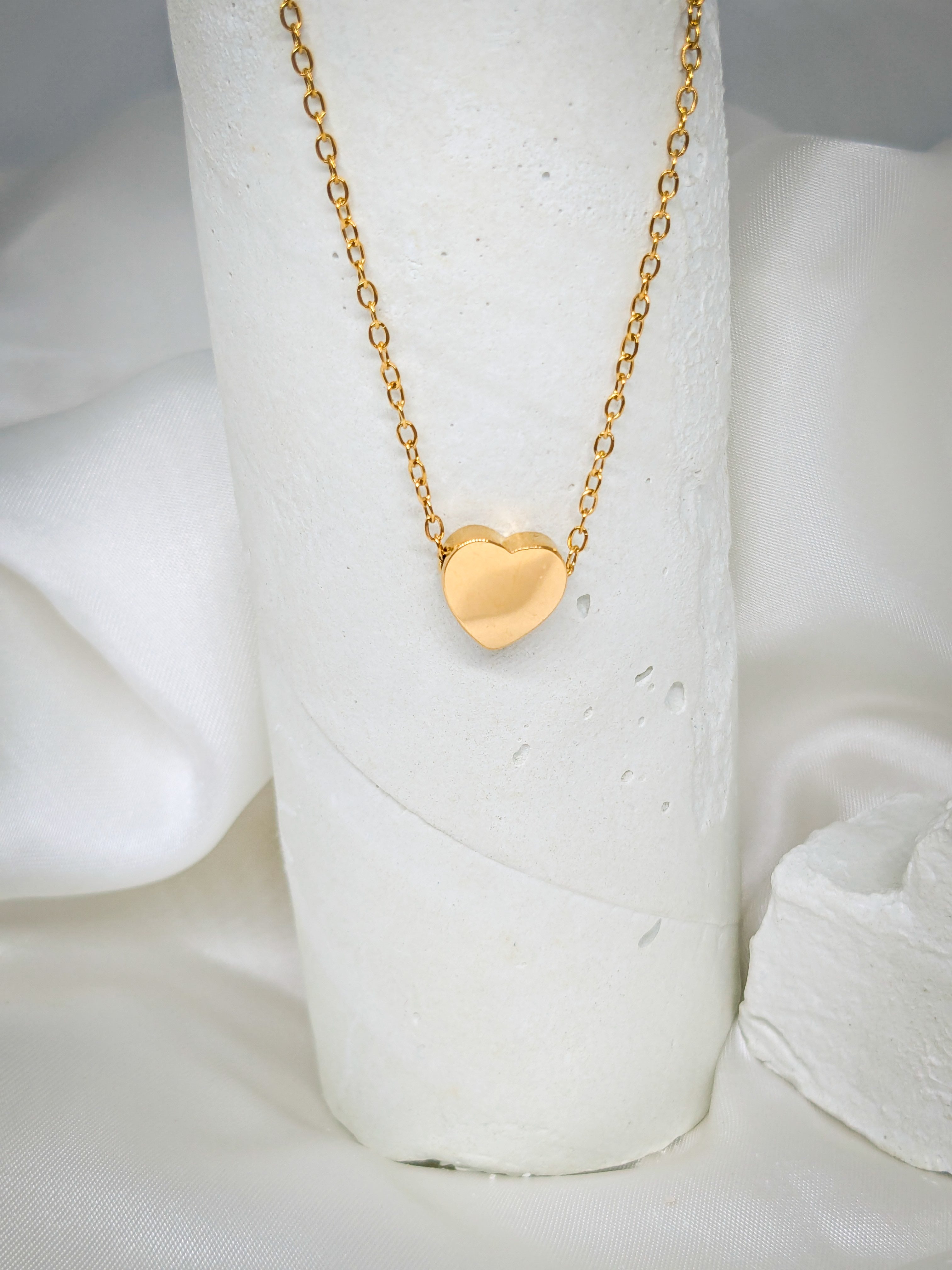 Gold Heart Pendant Necklace