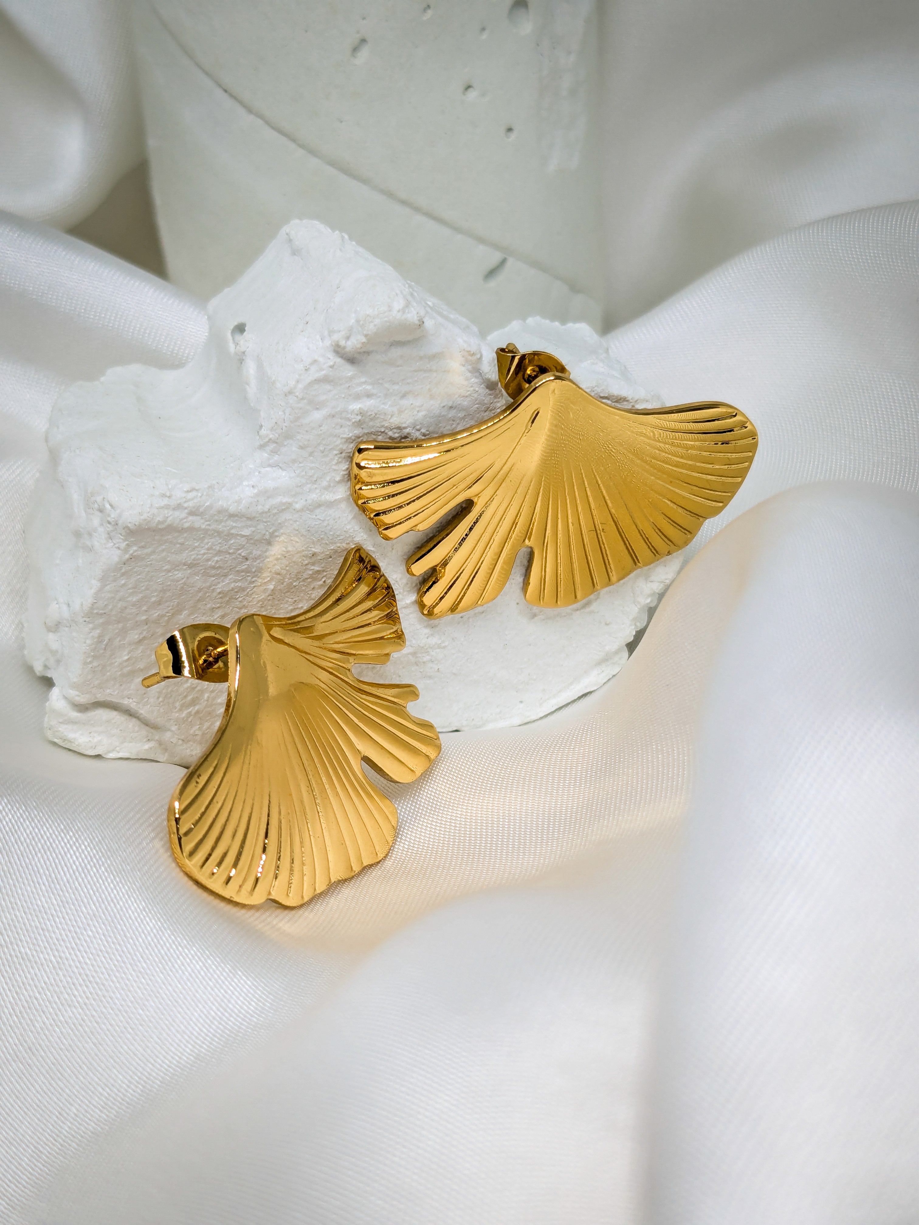 Ginkgo Leaf Gold Earrings