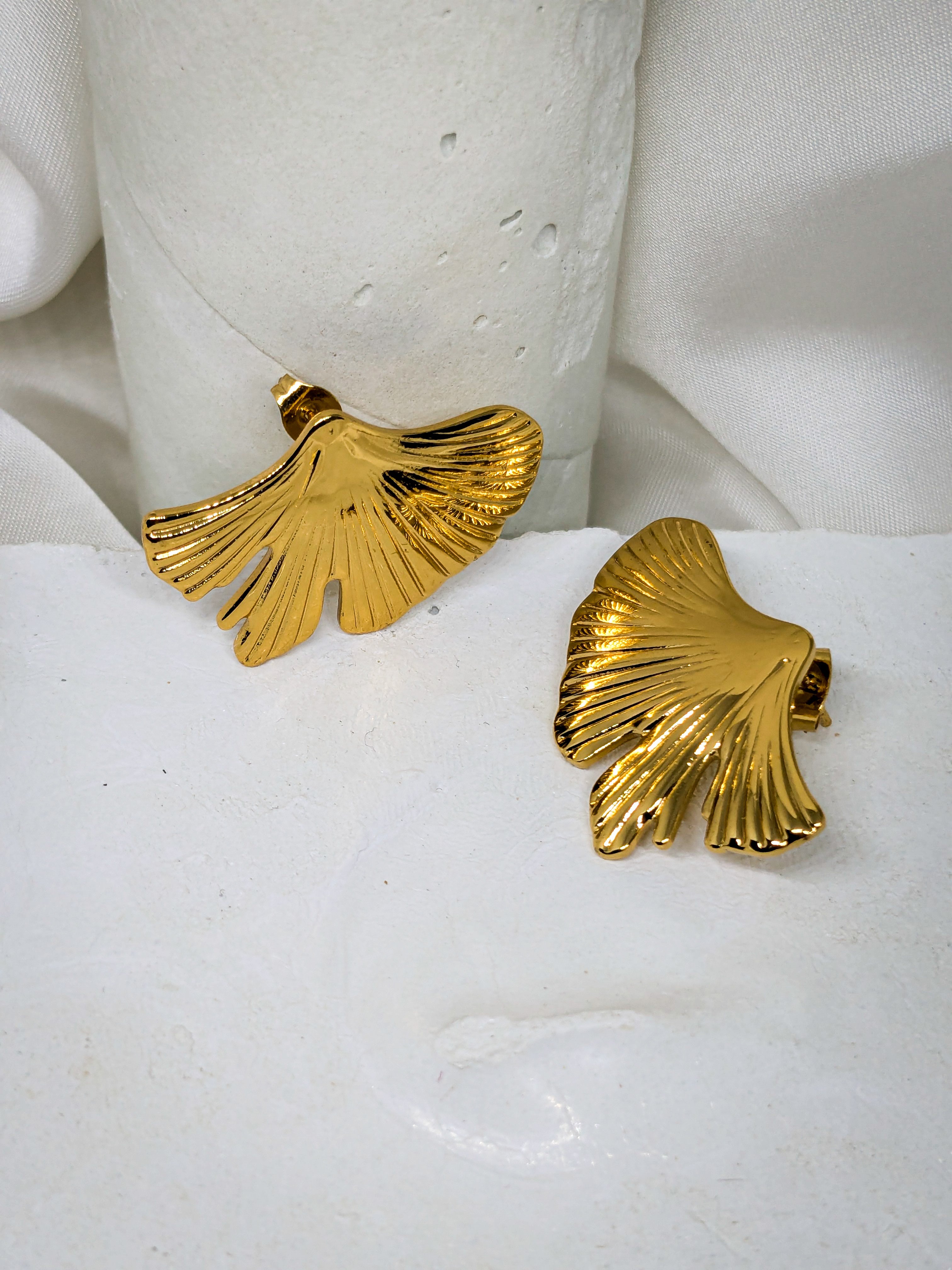 Ginkgo Leaf Gold Earrings