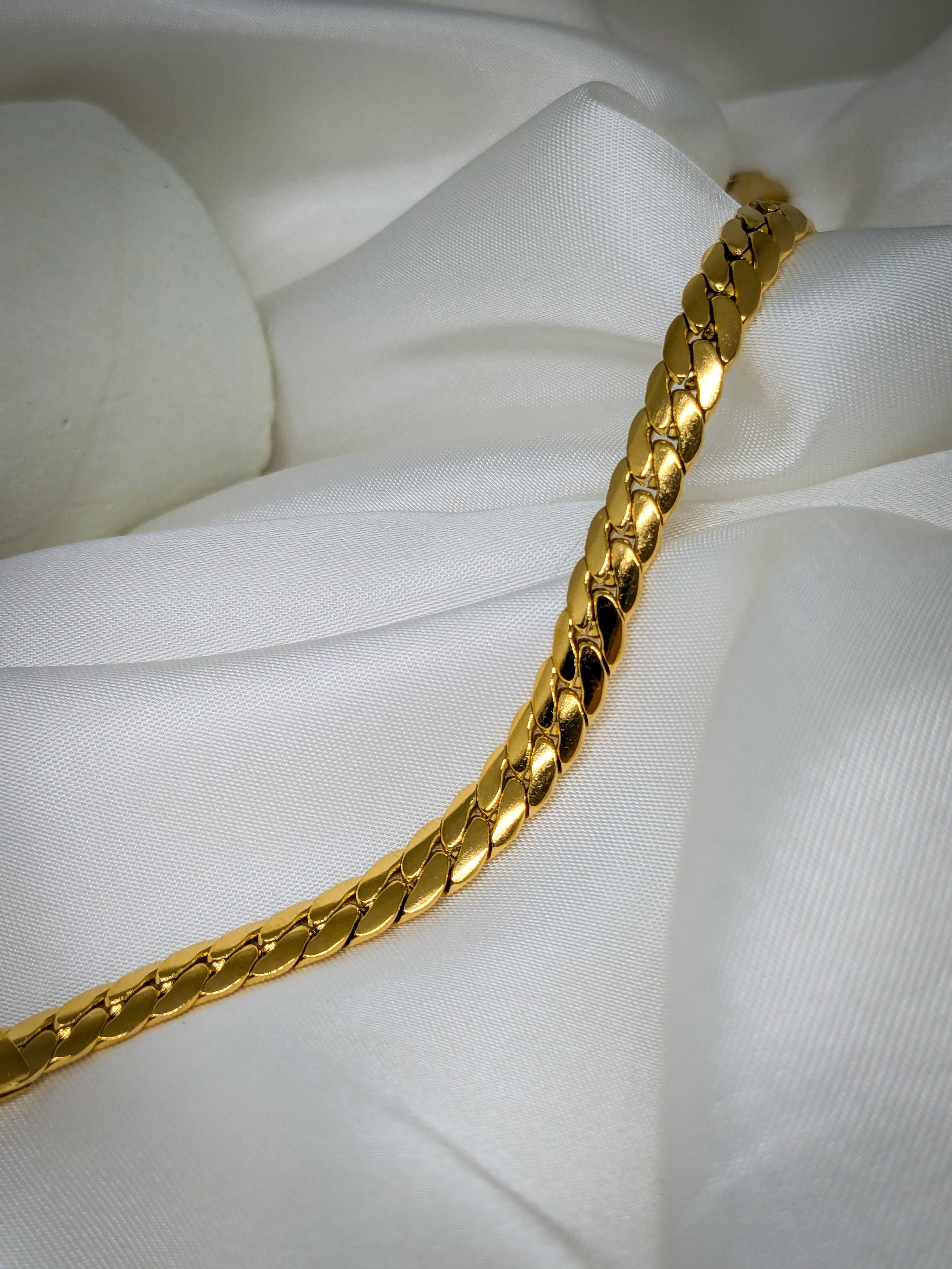 Gold Curb Chain Bracelet